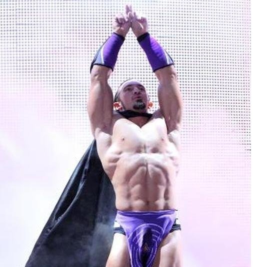 Adrian-Neville-Entrance-Awesome.jpg